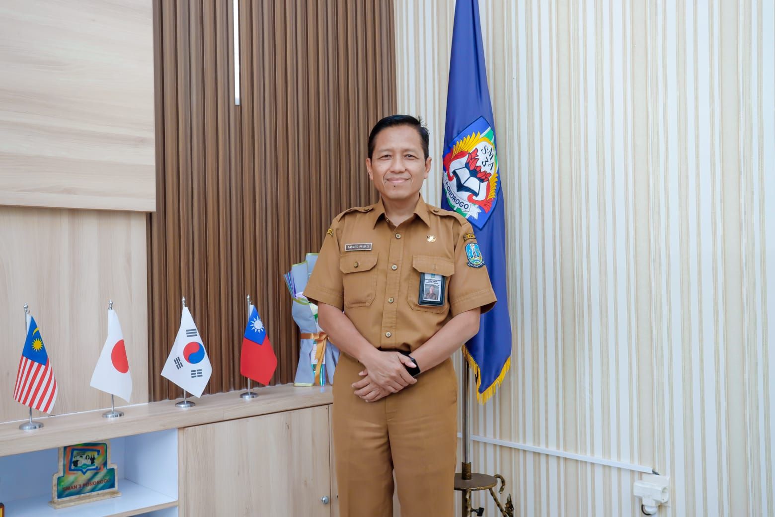 Prof. Dr. Sasmito Pribadi Dilantik Jadi Kacabdin Pendidikan Wilayah Pacitan, Siap Dorong Sekolah Santun dan Cerdas